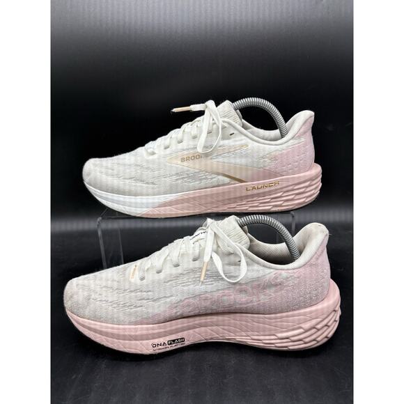 Brooks Womens Launch 11 Women Size 10 B White Pink Gold Running Shoe 1204391B164 - Picture 2 of 7